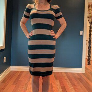 Betsey Johnson Short-Sleeve Sweater Dress Tan & Green Size M